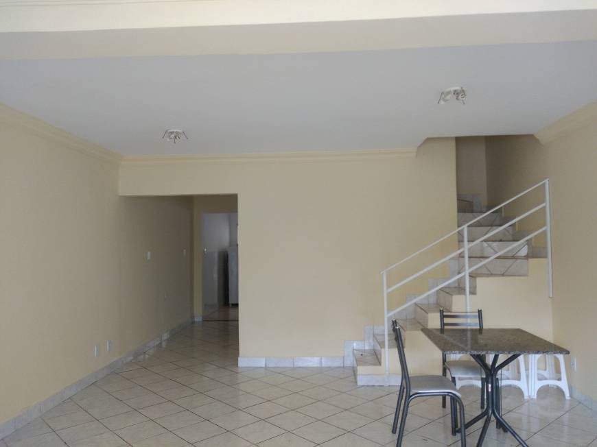 Foto 3 de Casa de Condomínio com 2 Quartos para alugar, 100m² em Stella Maris, Salvador