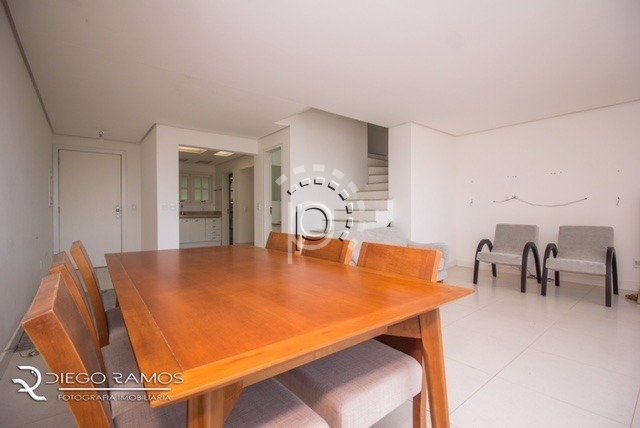 Foto 3 de Casa de Condomínio com 2 Quartos para alugar, 209m² em Tristeza, Porto Alegre