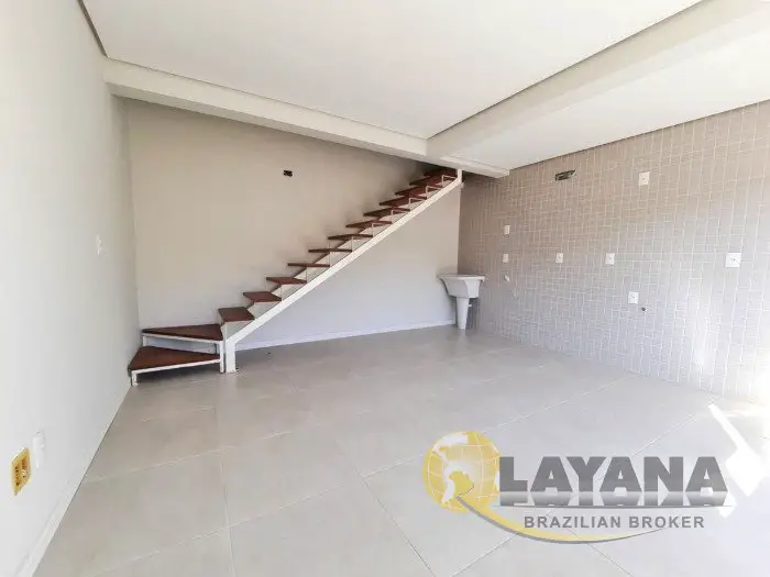 Foto 1 de Casa de Condomínio com 2 Quartos à venda, 74m² em Tristeza, Porto Alegre