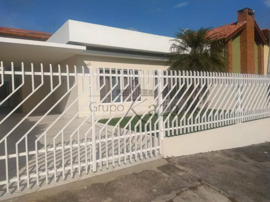 Foto 1 de Casa de Condomínio com 2 Quartos à venda, 250m² em Urbanova, São José dos Campos