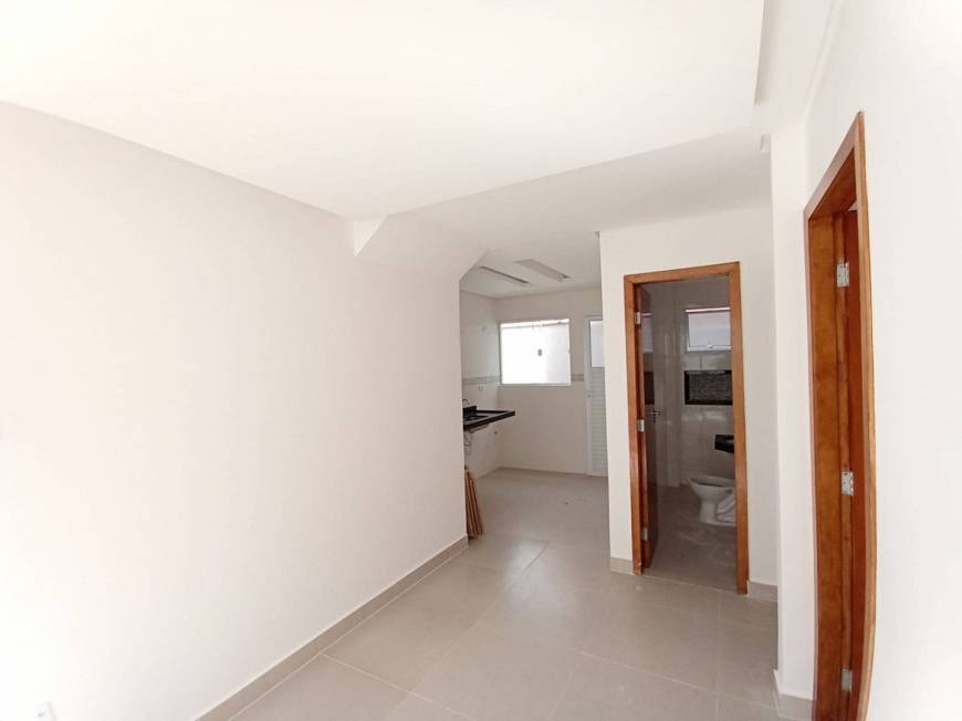 Foto 3 de Casa de Condomínio com 2 Quartos à venda, 48m² em Vila Caicara, Praia Grande