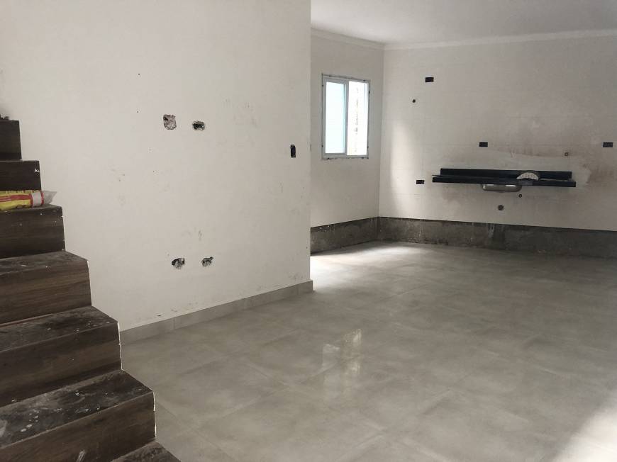 Foto 1 de Casa de Condomínio com 2 Quartos à venda, 65m² em Vila Caicara, Praia Grande