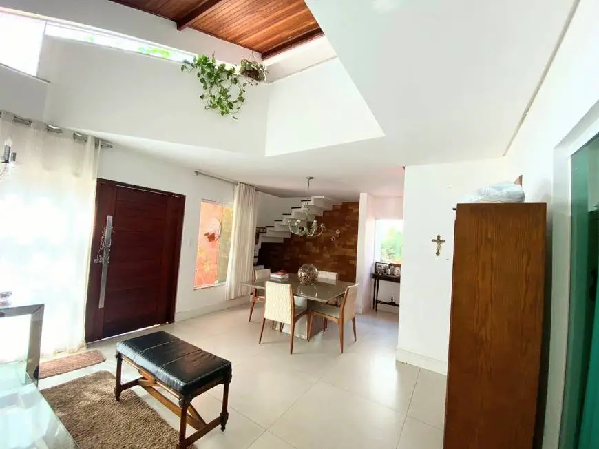 Foto 2 de Casa de Condomínio com 3 Quartos para alugar, 270m² em Aruana, Aracaju