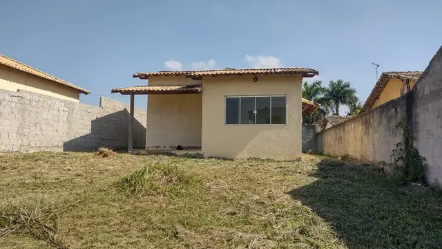 Foto 1 de Casa de Condomínio com 3 Quartos à venda, 60m² em Caluge, Itaboraí