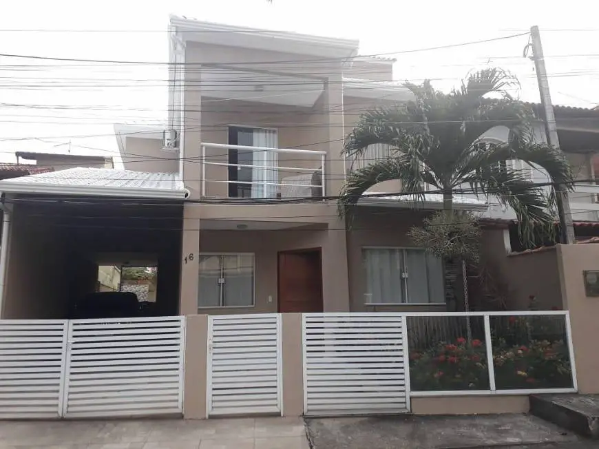 Foto 1 de Casa de Condomínio com 3 Quartos à venda, 220m² em Campo Grande, Rio de Janeiro
