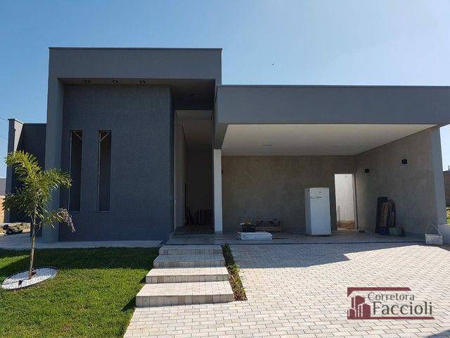 Foto 1 de Casa de Condomínio com 3 Quartos à venda, 173m² em Centro, Álvares Machado
