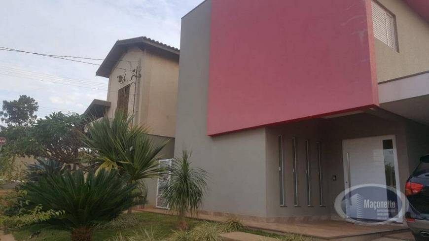 Foto 1 de Casa de Condomínio com 3 Quartos à venda, 350m² em Centro, Cravinhos