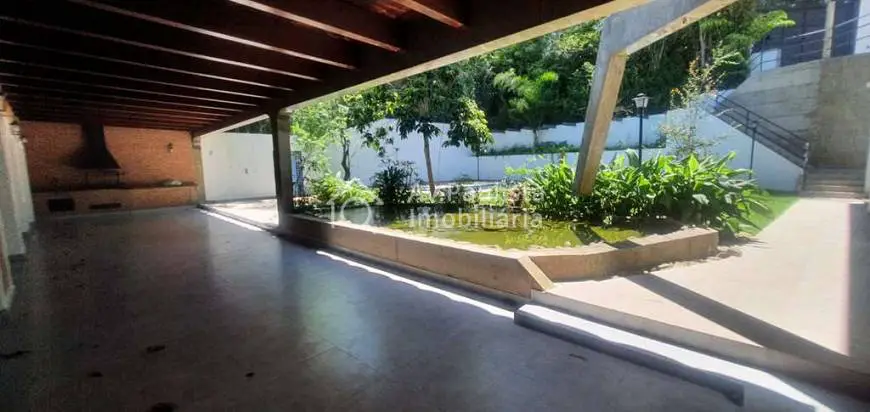 Foto 4 de Casa de Condomínio com 3 Quartos à venda, 713m² em Chácara São João, Carapicuíba