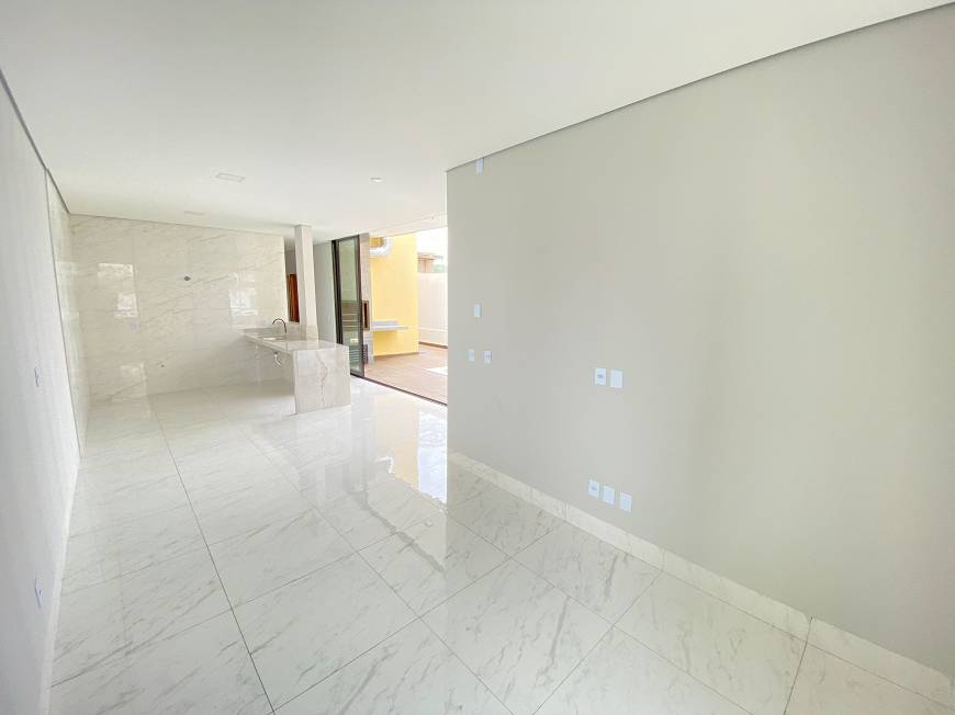 Foto 3 de Casa de Condomínio com 3 Quartos à venda, 134m² em Condominio Primor das Torres, Cuiabá