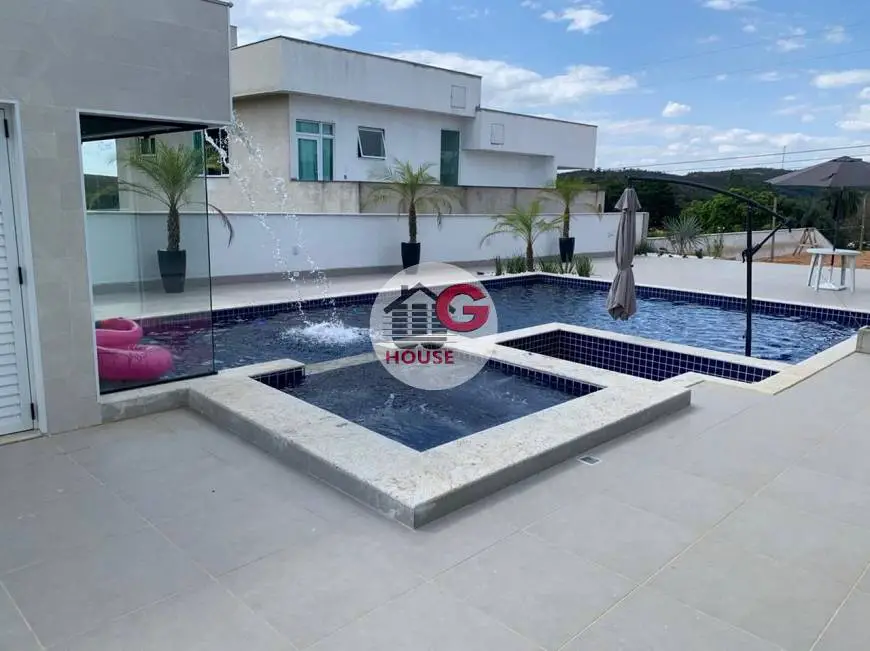 Foto 1 de Casa de Condomínio com 3 Quartos à venda, 1700m² em Condomínios Aldeias do Lago, Esmeraldas