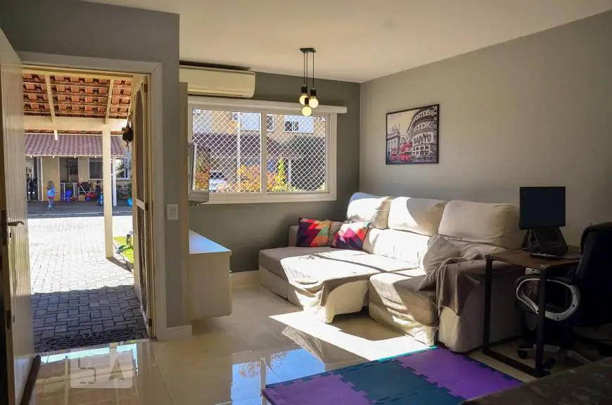 Foto 1 de Casa de Condomínio com 3 Quartos para alugar, 130m² em Fátima, Canoas