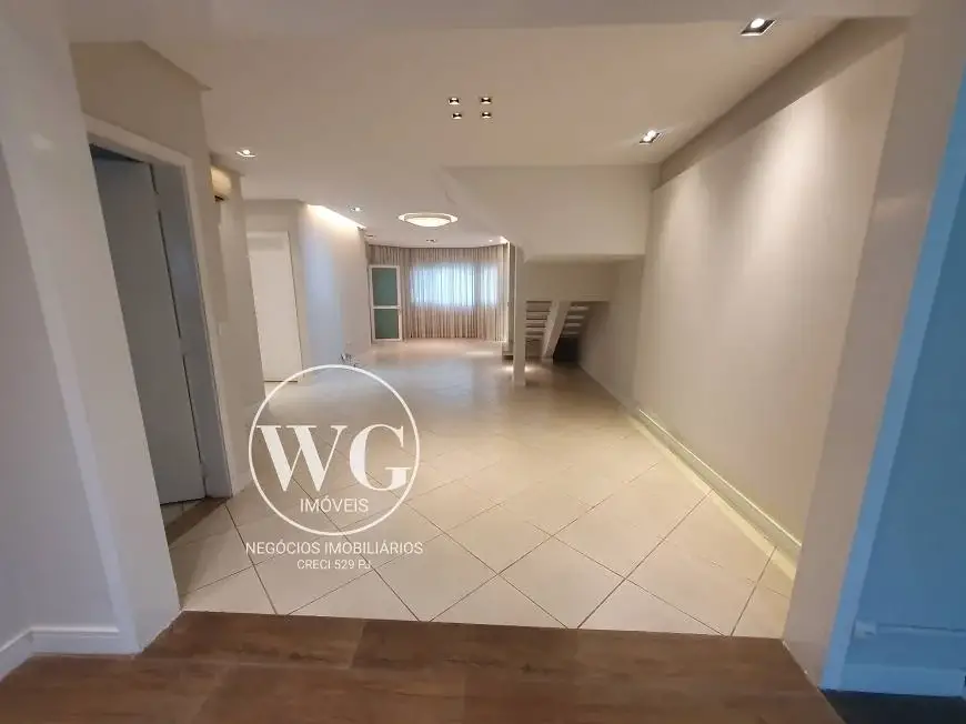 Foto 1 de Casa de Condomínio com 3 Quartos para alugar, 200m² em Flores, Manaus