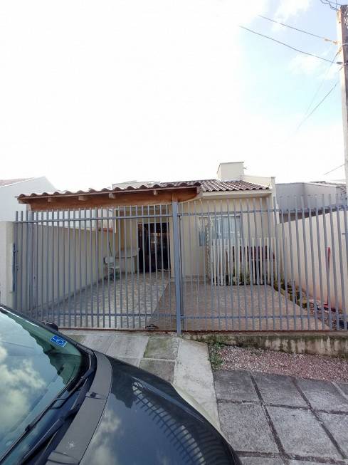 Foto 1 de Casa de Condomínio com 3 Quartos à venda, 48m² em Gralha Azul, Fazenda Rio Grande