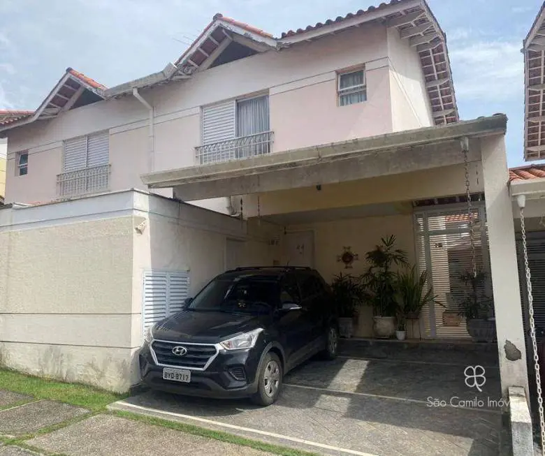 Foto 1 de Casa de Condomínio com 3 Quartos para alugar, 160m² em Granja Viana, Cotia
