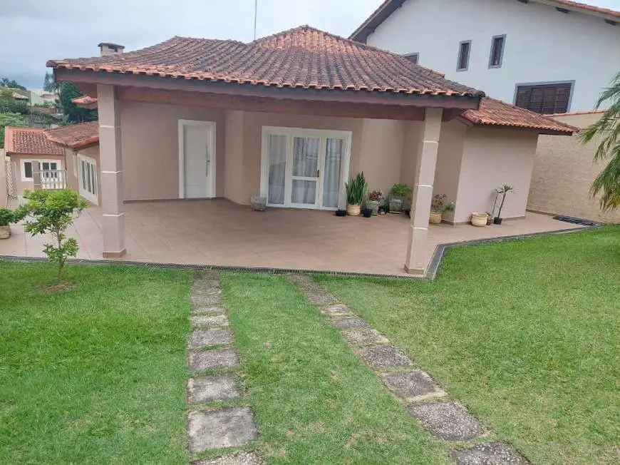 Foto 2 de Casa de Condomínio com 3 Quartos à venda, 240m² em Haras Bela Vista, Vargem Grande Paulista