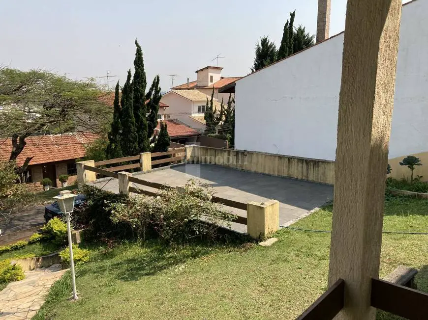 Foto 2 de Casa de Condomínio com 3 Quartos à venda, 269m² em Jardim das Flores, Cotia