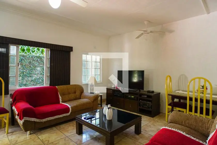 Foto 2 de Casa de Condomínio com 3 Quartos para alugar, 100m² em Jardim Oceanico, Rio de Janeiro