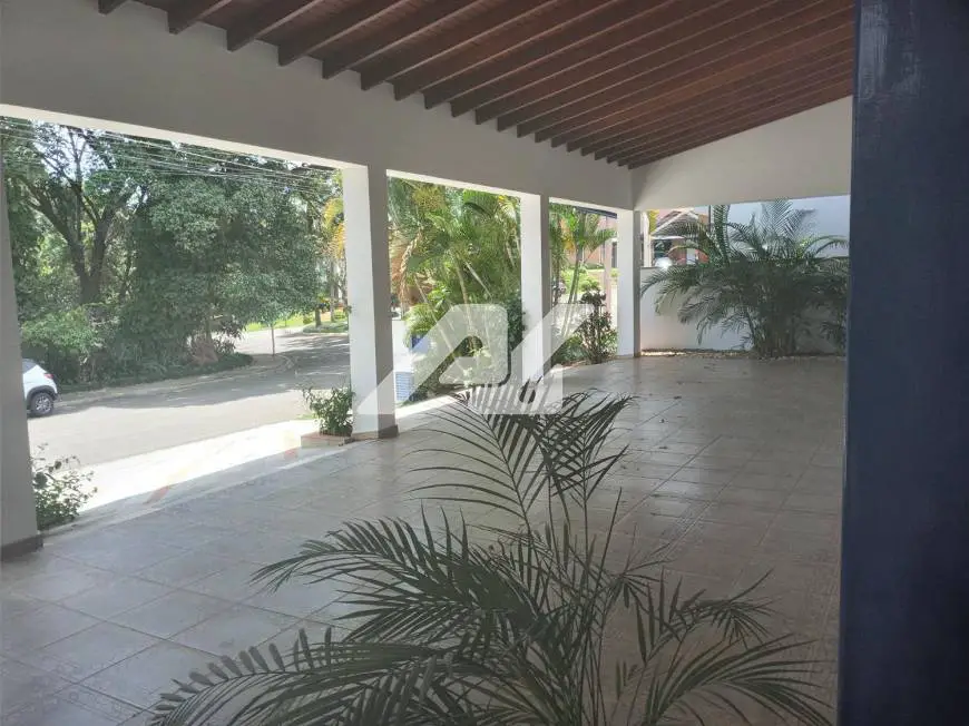 Foto 2 de Casa de Condomínio com 3 Quartos para alugar, 400m² em Jardim Paiquerê, Valinhos