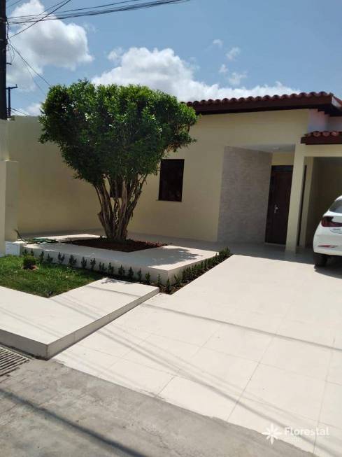 Foto 1 de Casa de Condomínio com 3 Quartos para venda ou aluguel, 200m² em Muchila I, Feira de Santana