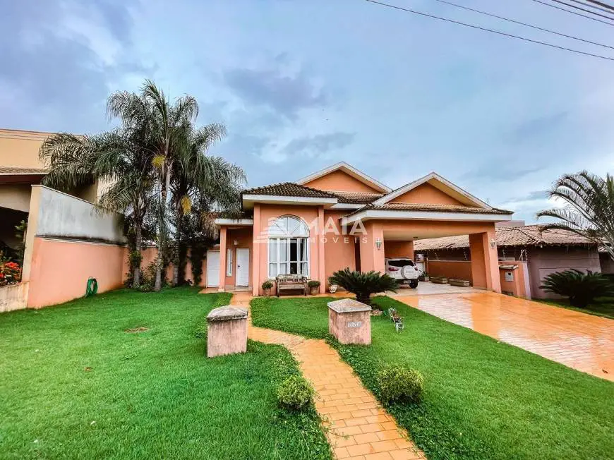 Foto 1 de Casa de Condomínio com 3 Quartos para alugar, 338m² em Olinda, Uberaba