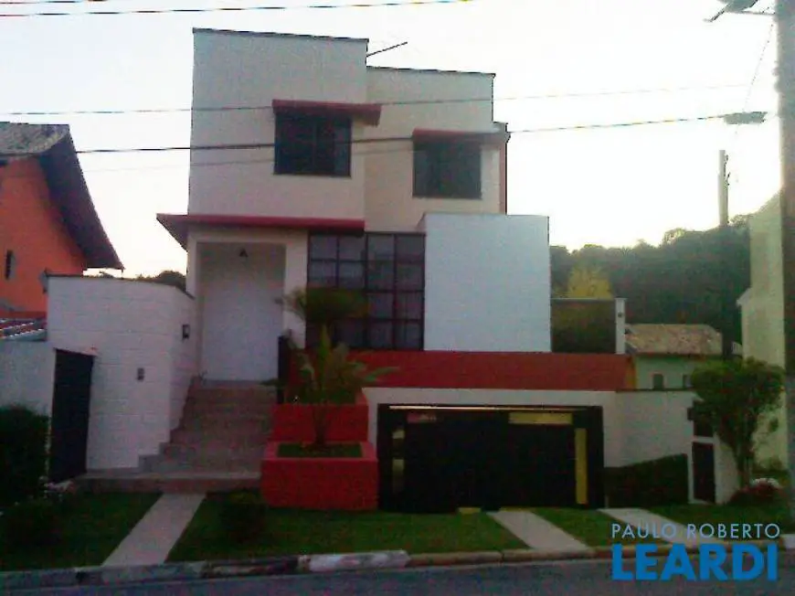Foto 1 de Casa de Condomínio com 3 Quartos à venda, 283m² em Parque Monte Alegre, Taboão da Serra