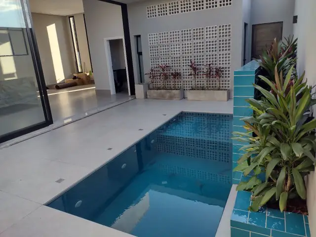 Foto 1 de Casa de Condomínio com 3 Quartos à venda, 220m² em Parque Universitário, Franca