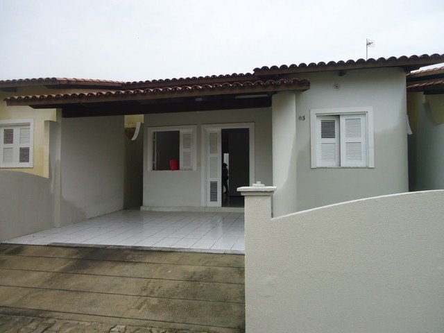 Foto 1 de Casa de Condomínio com 3 Quartos para alugar, 75m² em Passaré, Fortaleza