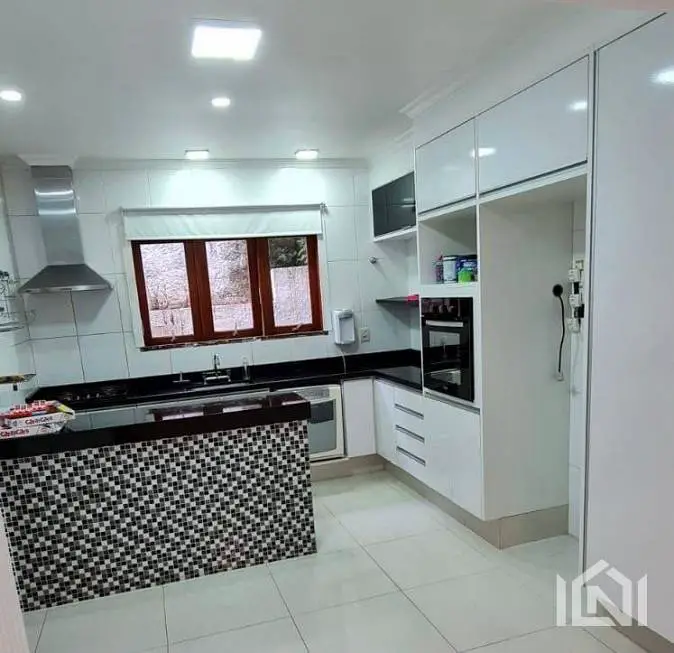 Foto 4 de Casa de Condomínio com 3 Quartos para alugar, 250m² em Paysage Noble, Vargem Grande Paulista