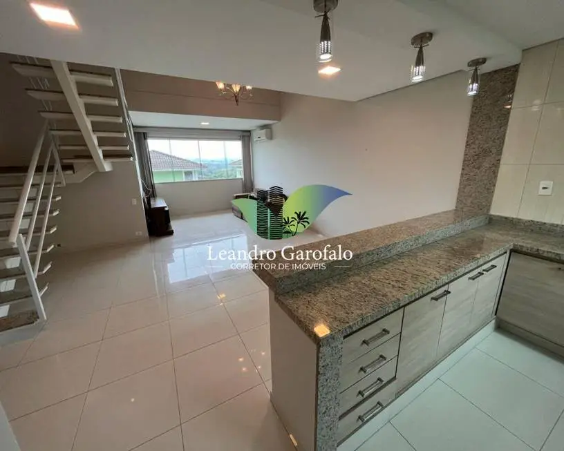 Foto 4 de Casa de Condomínio com 3 Quartos para alugar, 220m² em Penedo, Itatiaia