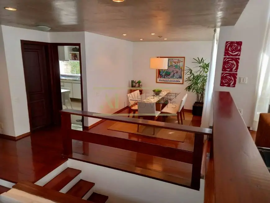 Foto 3 de Casa de Condomínio com 3 Quartos à venda, 290m² em Res.Tres Alphaville, Santana de Parnaíba