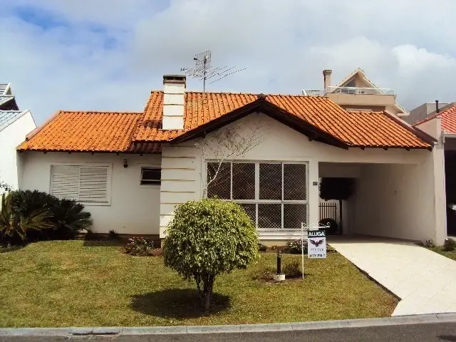 Foto 1 de Casa de Condomínio com 3 Quartos para alugar, 102m² em Santa Felicidade, Curitiba