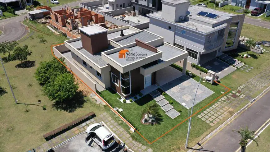 Foto 1 de Casa de Condomínio com 3 Quartos à venda, 179m² em São João do Rio Vermelho, Florianópolis