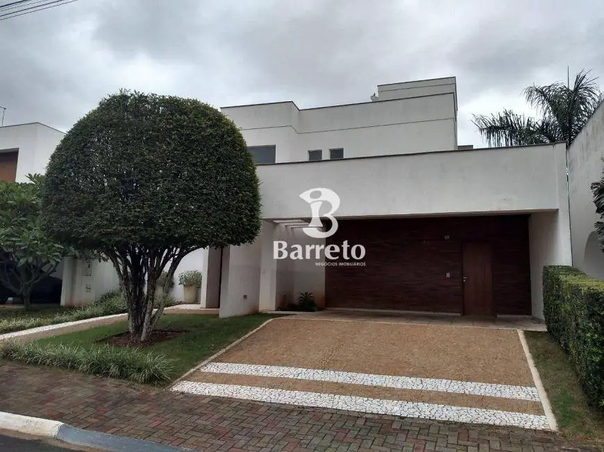 Foto 1 de Casa de Condomínio com 3 Quartos para alugar, 264m² em Terra Bonita, Londrina