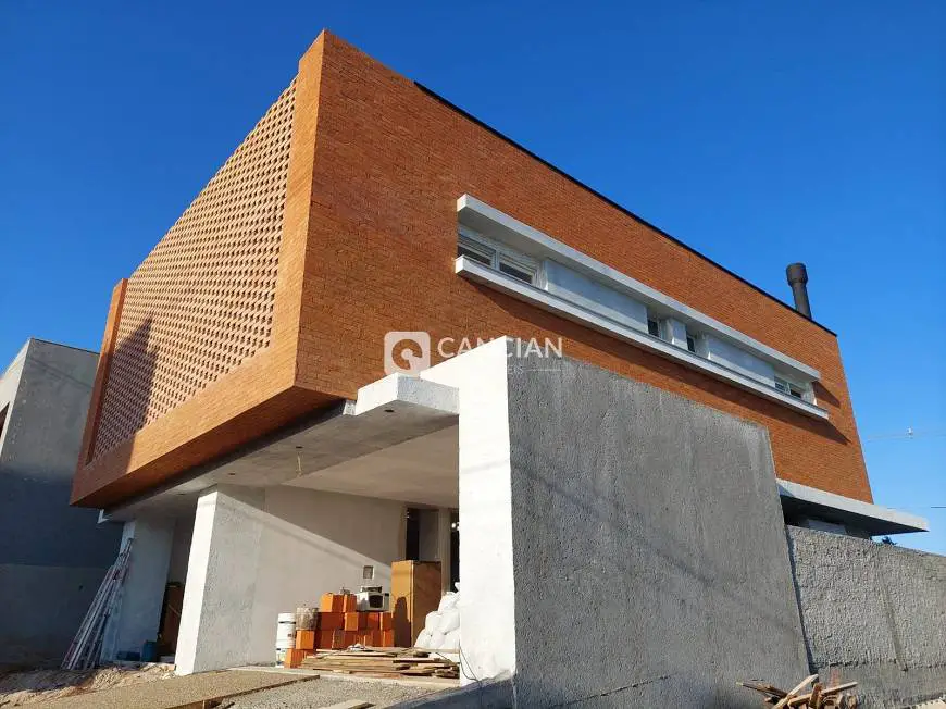 Foto 1 de Casa de Condomínio com 3 Quartos à venda, 216m² em Tomazetti, Santa Maria