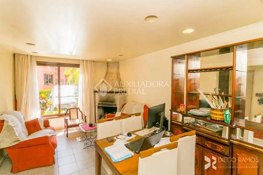 Foto 2 de Casa de Condomínio com 3 Quartos à venda, 179m² em Tristeza, Porto Alegre
