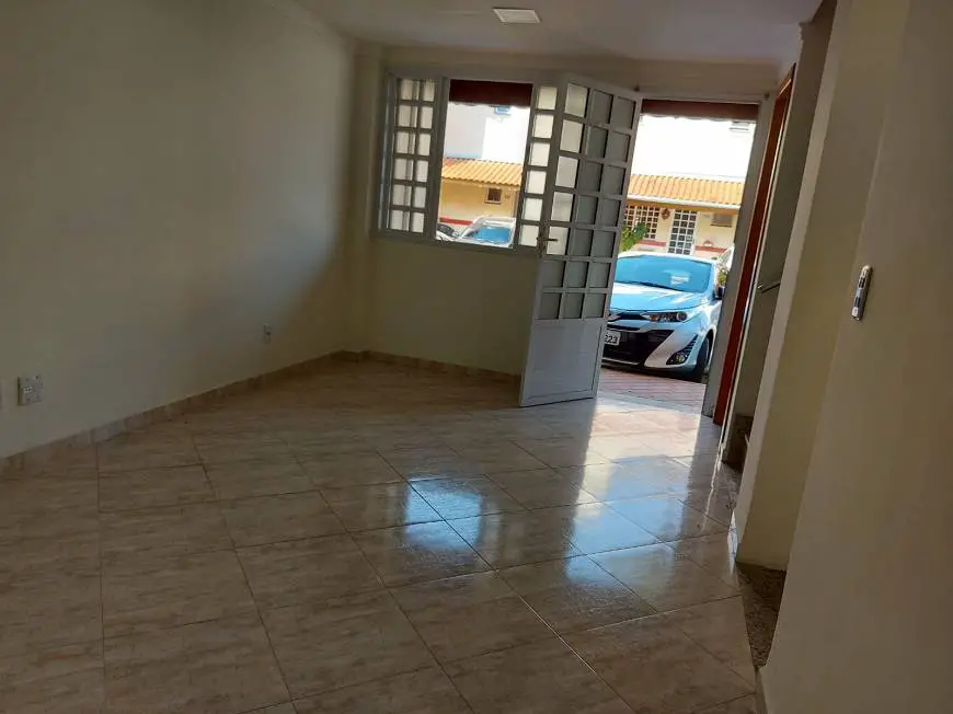 Foto 1 de Casa de Condomínio com 3 Quartos à venda, 120m² em Utinga, Santo André
