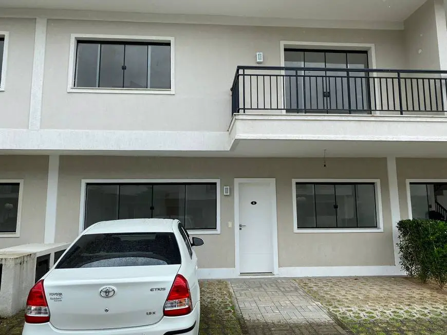 Foto 2 de Casa de Condomínio com 3 Quartos para alugar, 190m² em Vargem Grande, Rio de Janeiro