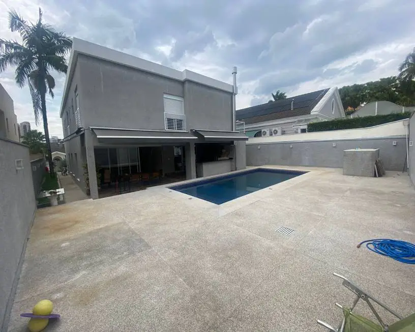 Foto 1 de Casa de Condomínio com 4 Quartos para alugar, 450m² em Alphaville Residencial Dois, Barueri