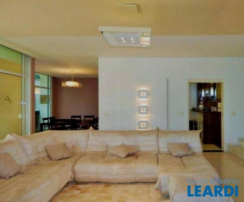 Foto 1 de Casa de Condomínio com 4 Quartos à venda, 550m² em Alto Da Boa Vista, São Paulo
