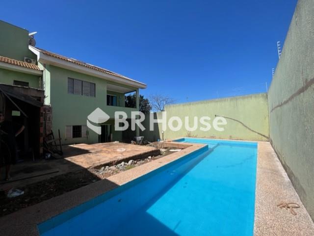 Foto 1 de Casa de Condomínio com 4 Quartos à venda, 248m² em Bairro Seminario, Campo Grande