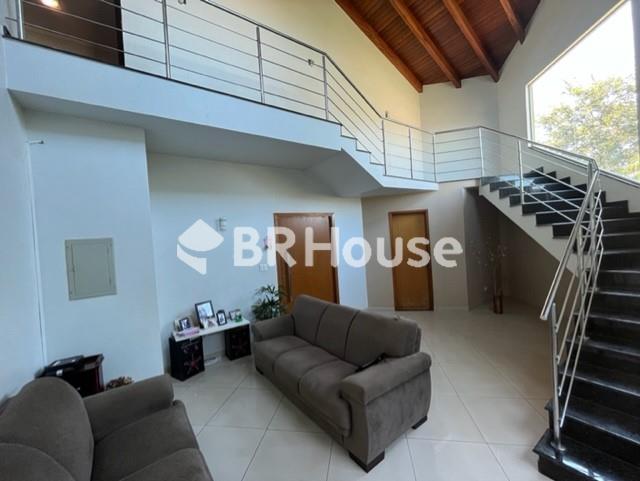 Foto 3 de Casa de Condomínio com 4 Quartos à venda, 248m² em Bairro Seminario, Campo Grande