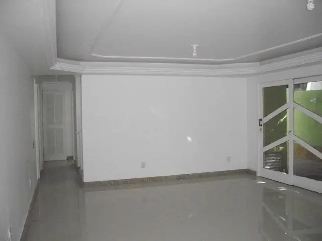 Foto 4 de Casa de Condomínio com 4 Quartos para alugar, 250m² em Barra de Macaé, Macaé