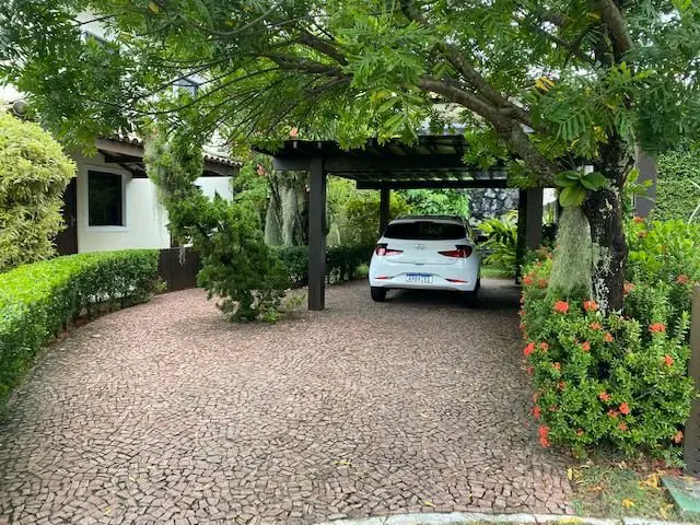 Foto 2 de Casa de Condomínio com 4 Quartos para alugar, 300m² em Buraquinho, Lauro de Freitas