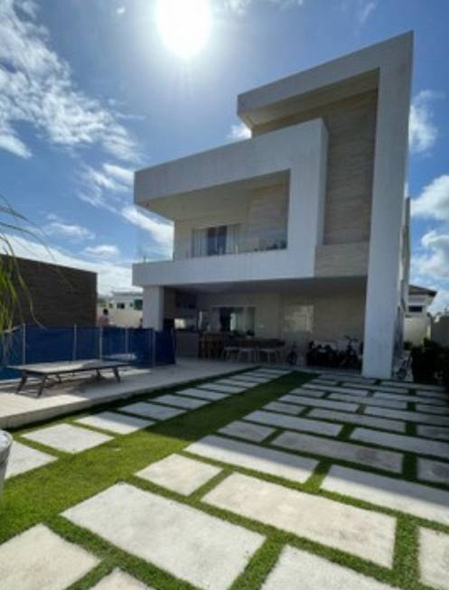 Foto 1 de Casa de Condomínio com 4 Quartos à venda, 319m² em Buraquinho, Lauro de Freitas
