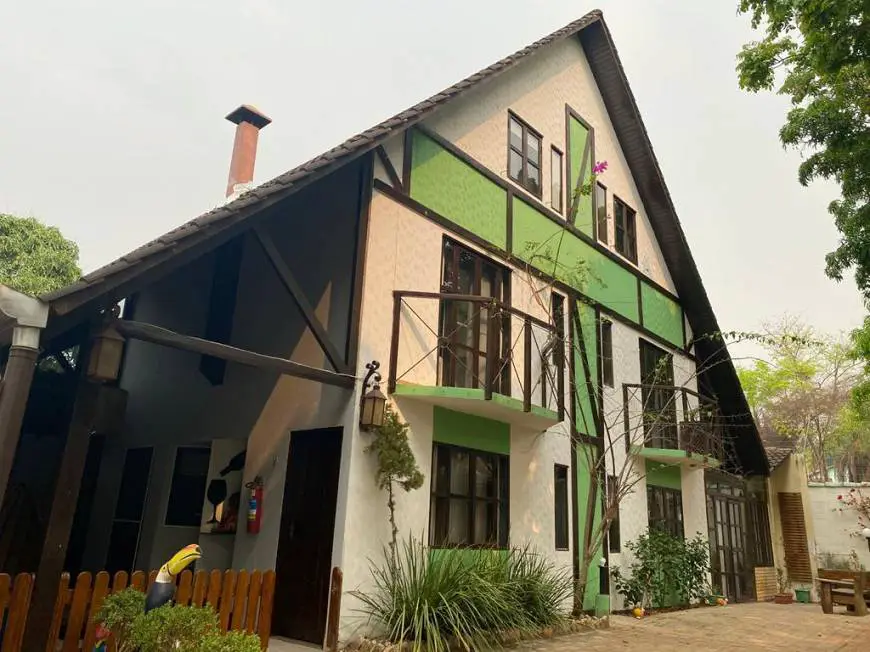 Foto 1 de Casa de Condomínio com 4 Quartos à venda, 200m² em Centro, Chapada dos Guimarães