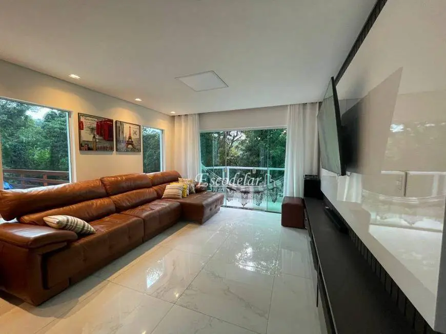 Foto 1 de Casa de Condomínio com 4 Quartos à venda, 300m² em Centro, Mairiporã