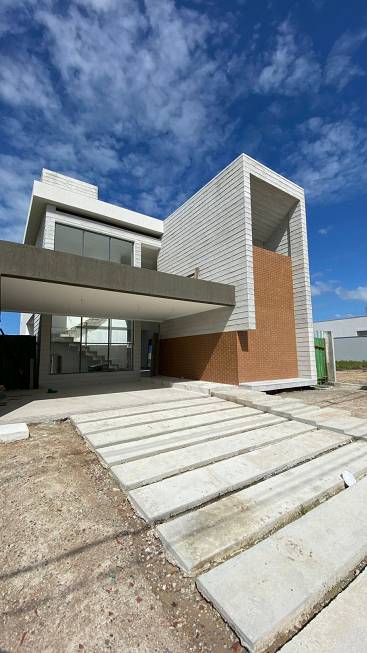 Foto 1 de Casa de Condomínio com 4 Quartos à venda, 291m² em Cidade Alpha, Eusébio