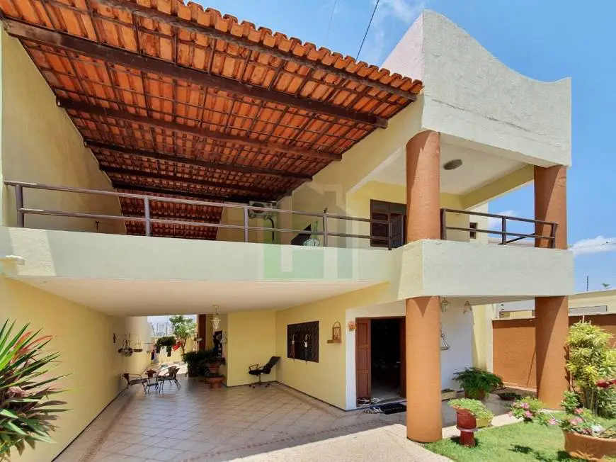 Foto 2 de Casa de Condomínio com 4 Quartos à venda, 171m² em Cidade dos Funcionários, Fortaleza