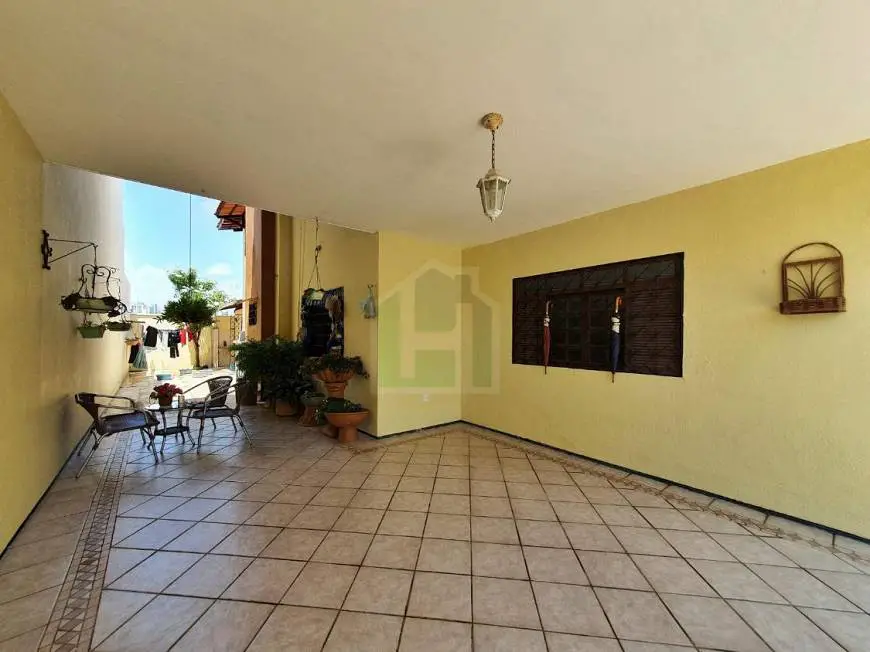 Foto 3 de Casa de Condomínio com 4 Quartos à venda, 171m² em Cidade dos Funcionários, Fortaleza
