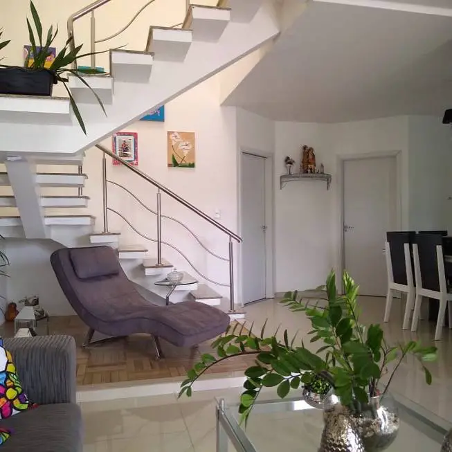 Foto 3 de Casa de Condomínio com 4 Quartos para alugar, 200m² em Colônia Terra Nova, Manaus
